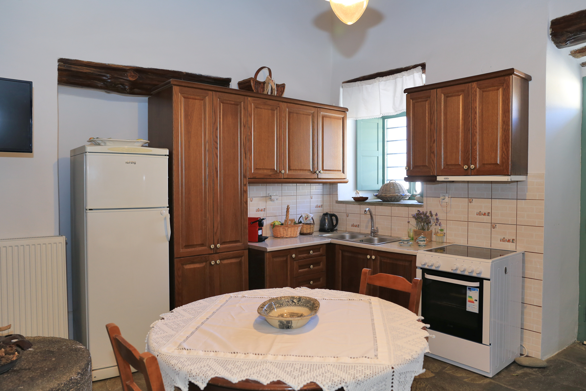 olive guesthouse kitchen rock